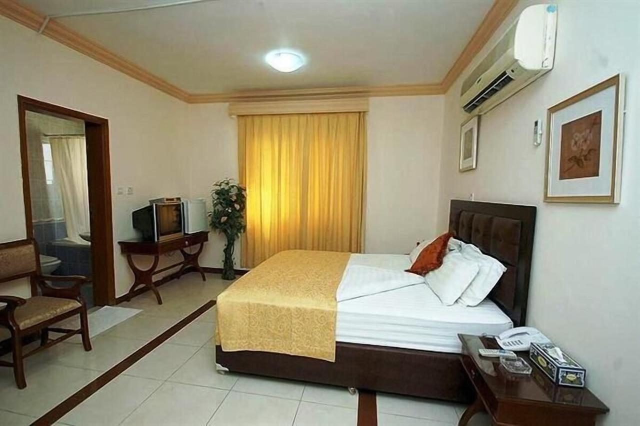 Diamond 1 Hotell Doha Exteriör bild